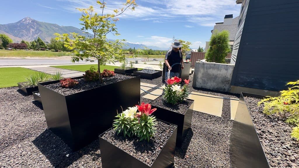 Gallery photos for Stunning Black Metal Planter Boxes Installation: Image #3